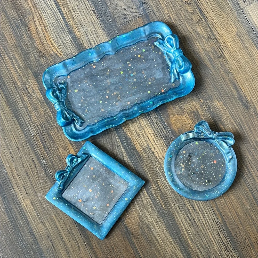 Handmade Blue Resin Bow Tray Set - Decorative Jewelry & Vanity Trays
